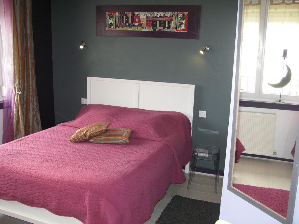 Les Chambres De L'Ile Longeville-les-Metz Ruang foto